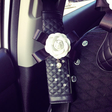 Leather seat belt cover with Camellia and Rhinestones - Carsoda - 2