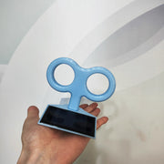 Universal Cute Colorful Solar-Powered Spinning Wind-Up Key Car Roof Decoration