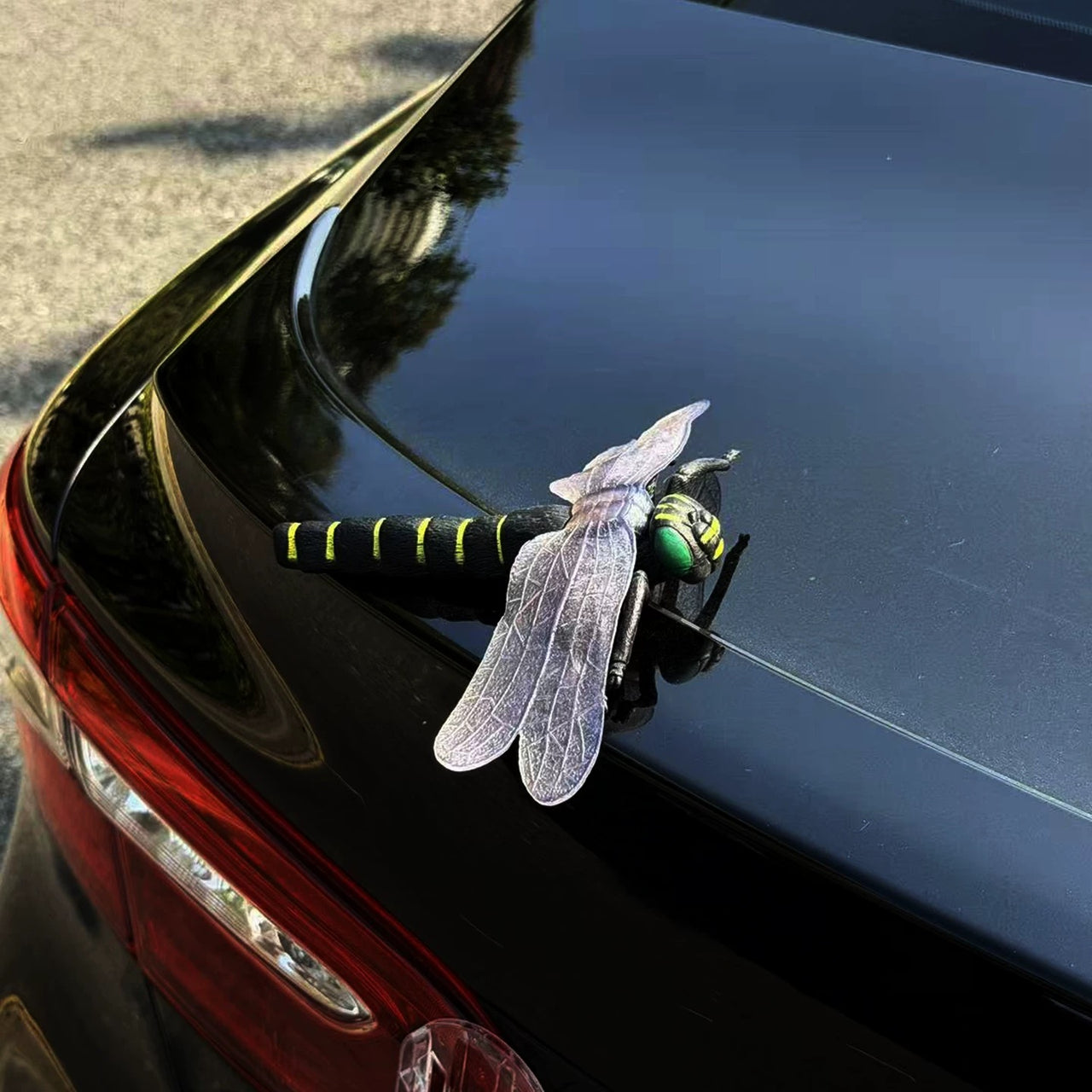 Realistic 3D Simulation Dragonfly Car Ornament