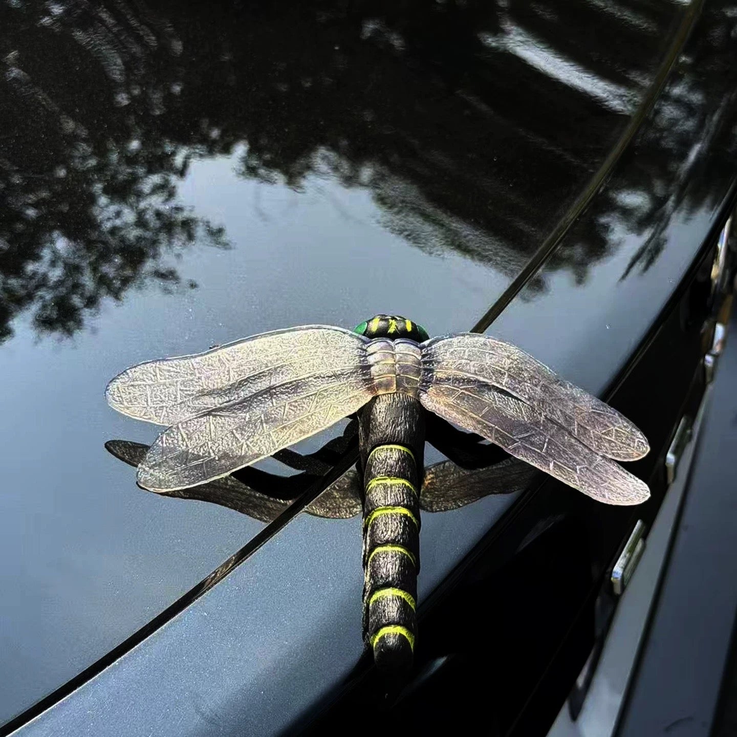 Realistic 3D Simulation Dragonfly Car Ornament