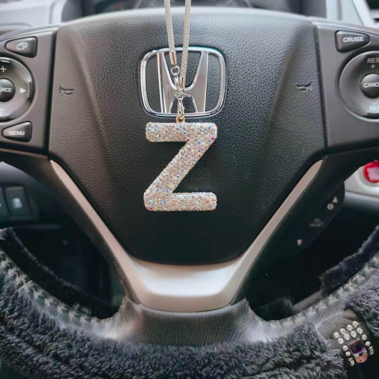 Rhinestone crystal letter Z car rearview mirror charm hanging on interior mirror, bling alphabet pendant with silver chain