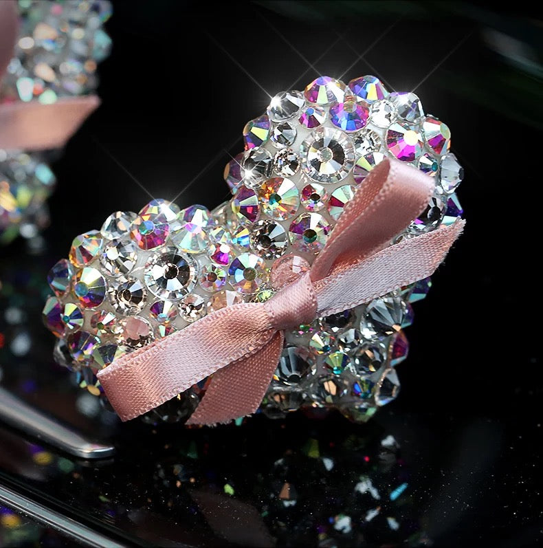 GiveMOJO Bling Heart Shaped Car Air Refreshener Vent Crystal Rhinestones Decoration with Freshener