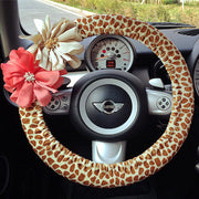 Ansichtkaart Giraffe in auto - Meer dan een lintje Ansichtkaart Giraffe in auto - Meer dan een lintje